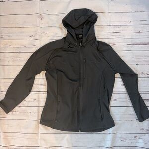 Women’s Grunt Style soft shell jacket with removable hood.